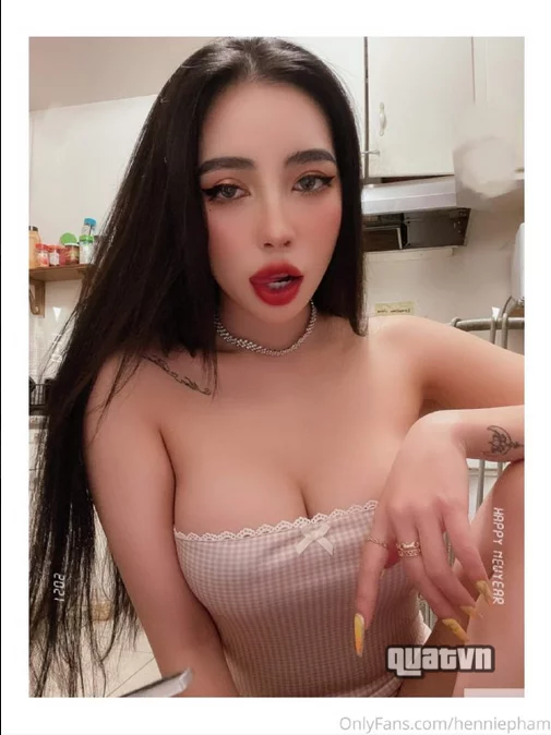 Hennie-Pham-Onlyfans-Leak-45.png