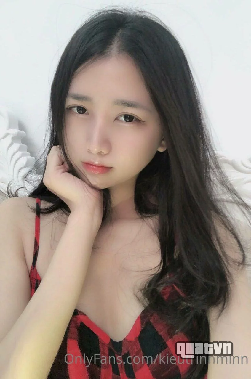 Kieutrinhminn-Onlyfans-Leak-17.webp