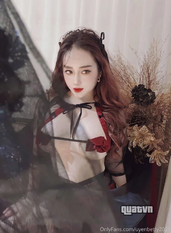 Uyen-Betty-Onlyfans-Leak-128.jpg